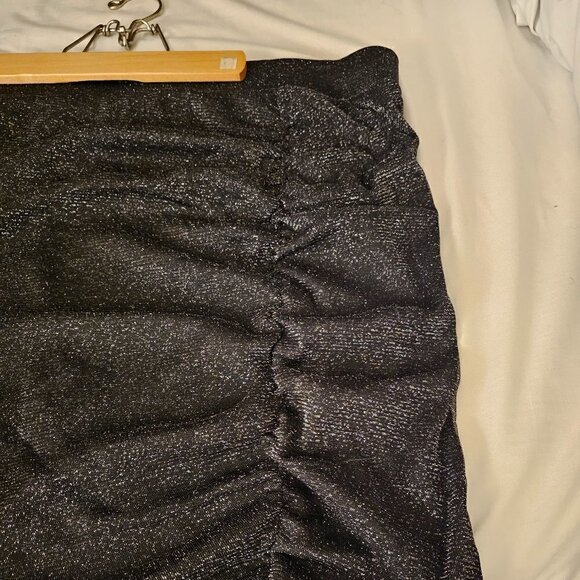 TORRID At The Knee black Glitter Knit Cinched Bodycon Skirt SIZE 26 new year - Picture 7 of 11
